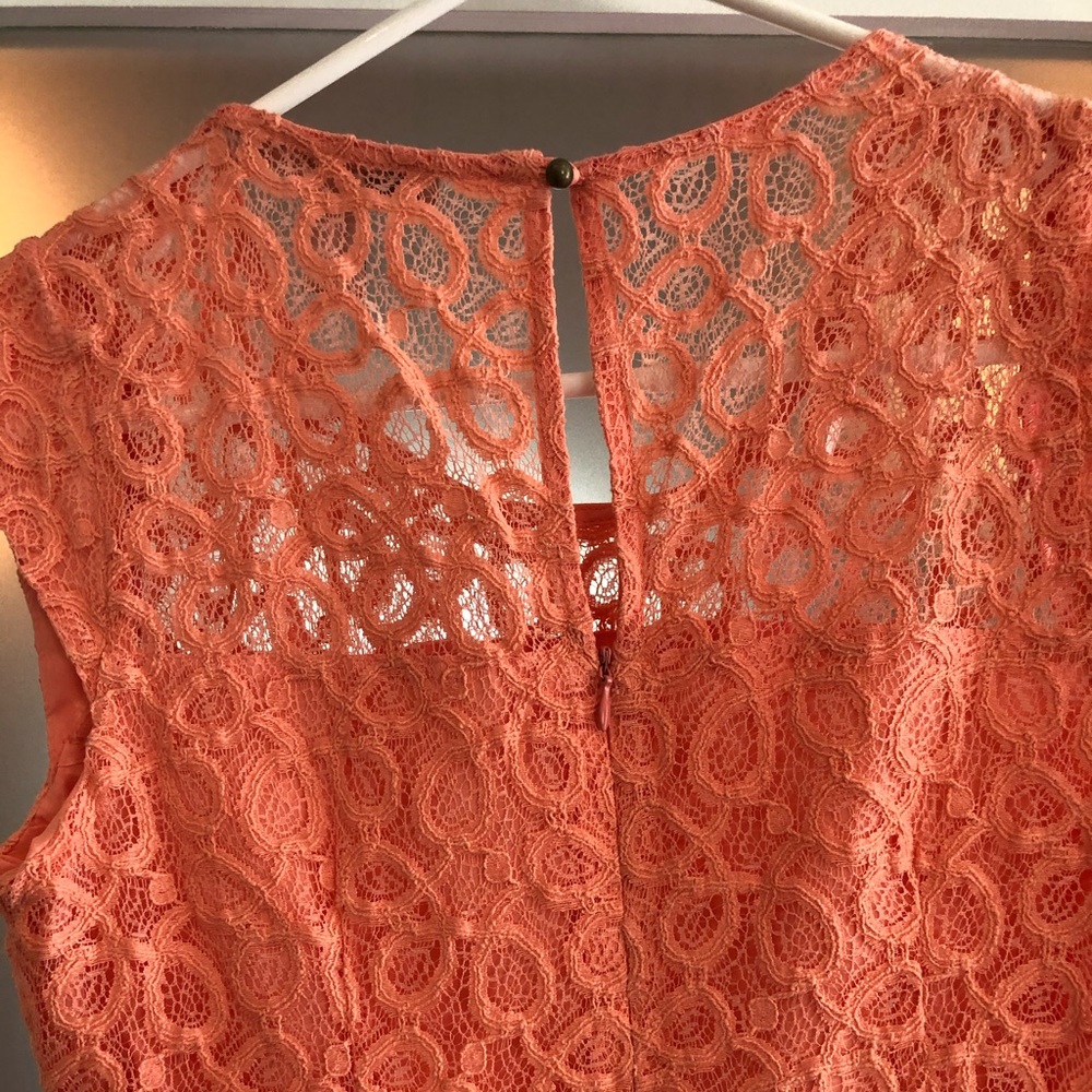 Forever 21 (Love21) peach lace dress - XS - Picture 4 of 5